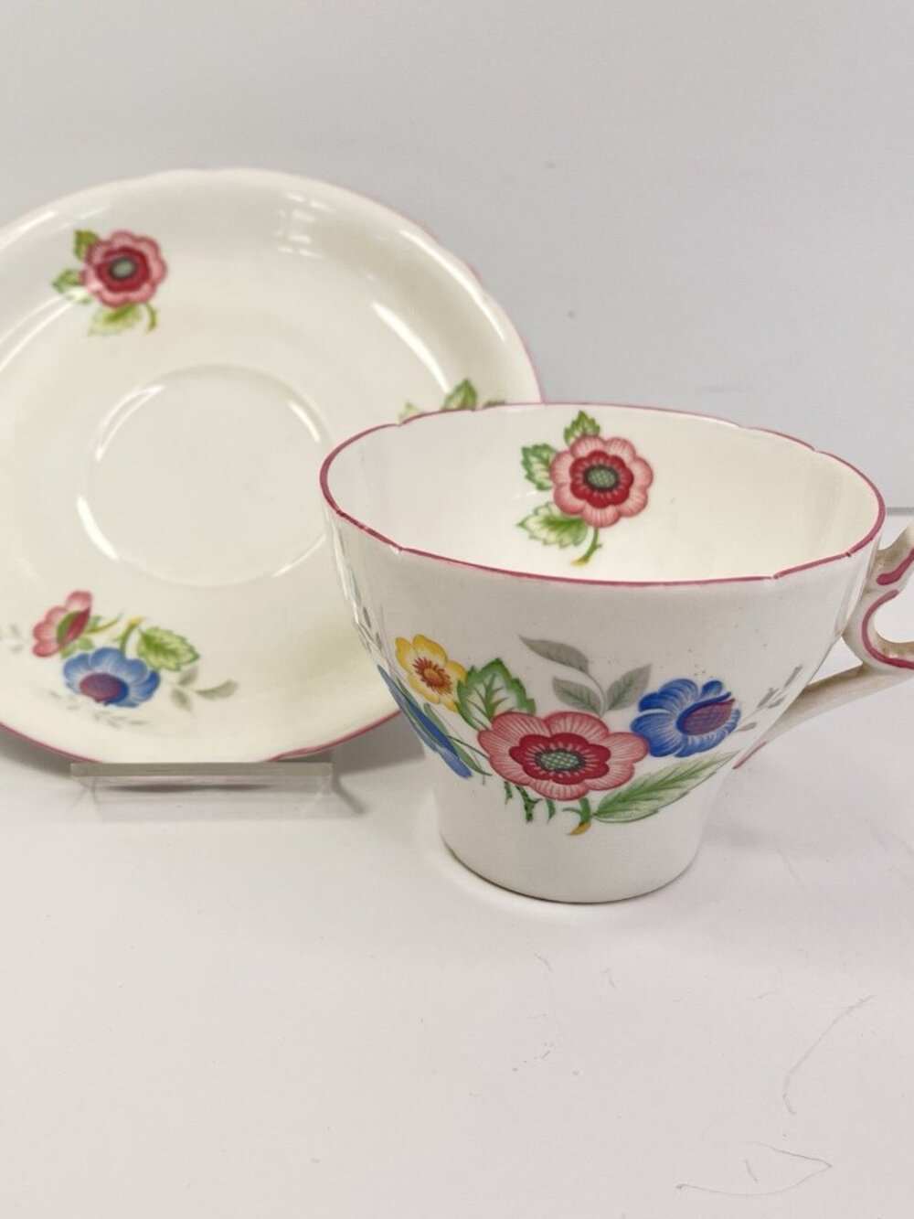 Shelley Fine Bone China Teacup And Saucer Set White Pink Blue Floral 0193 UK